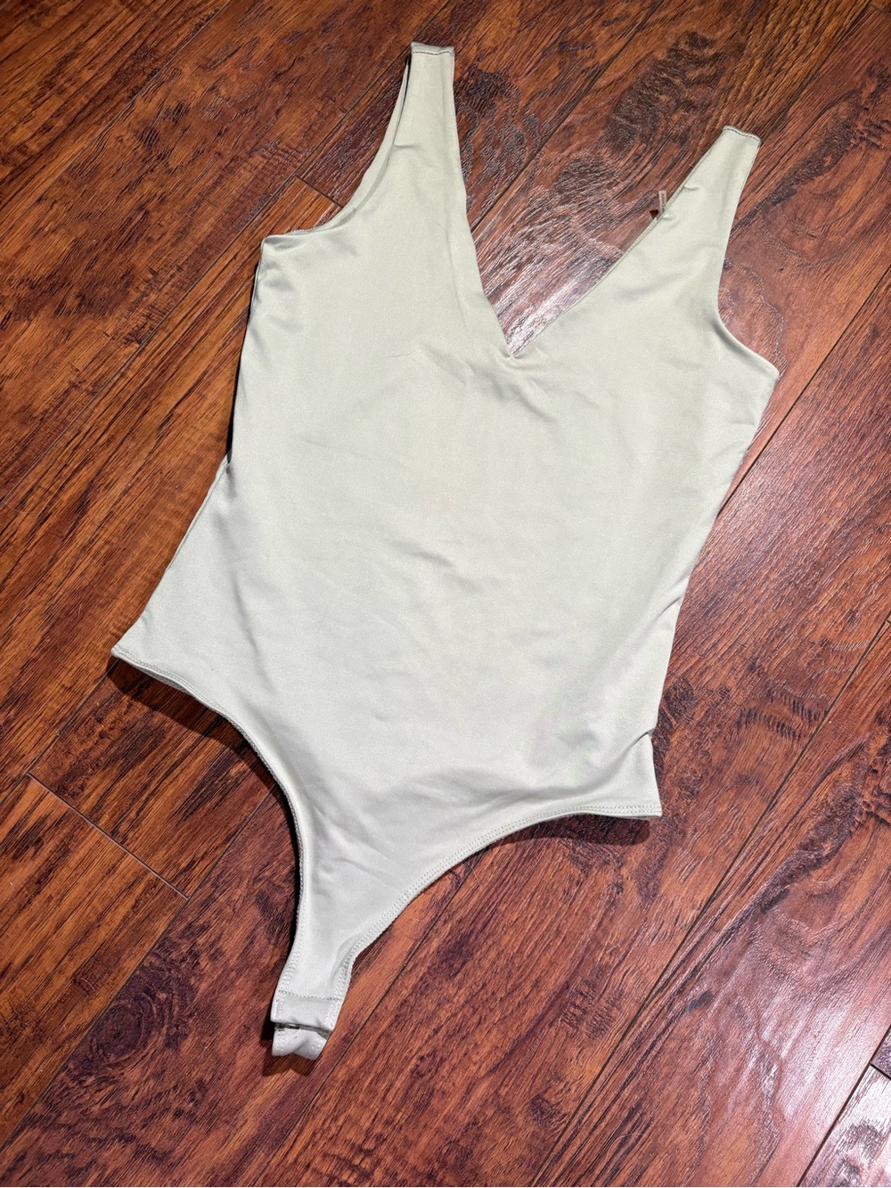 Dress Forum women’s size S bodysuit
